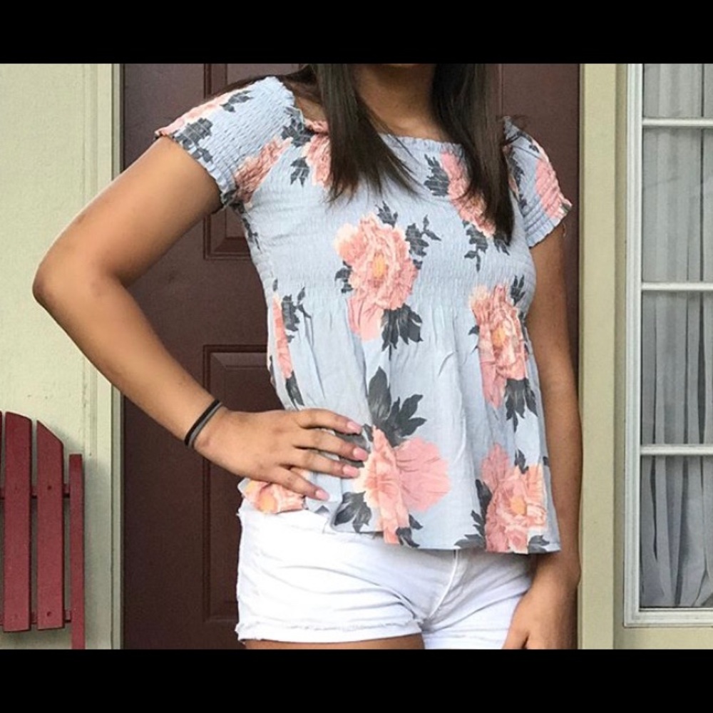 Off the shoulder loose top